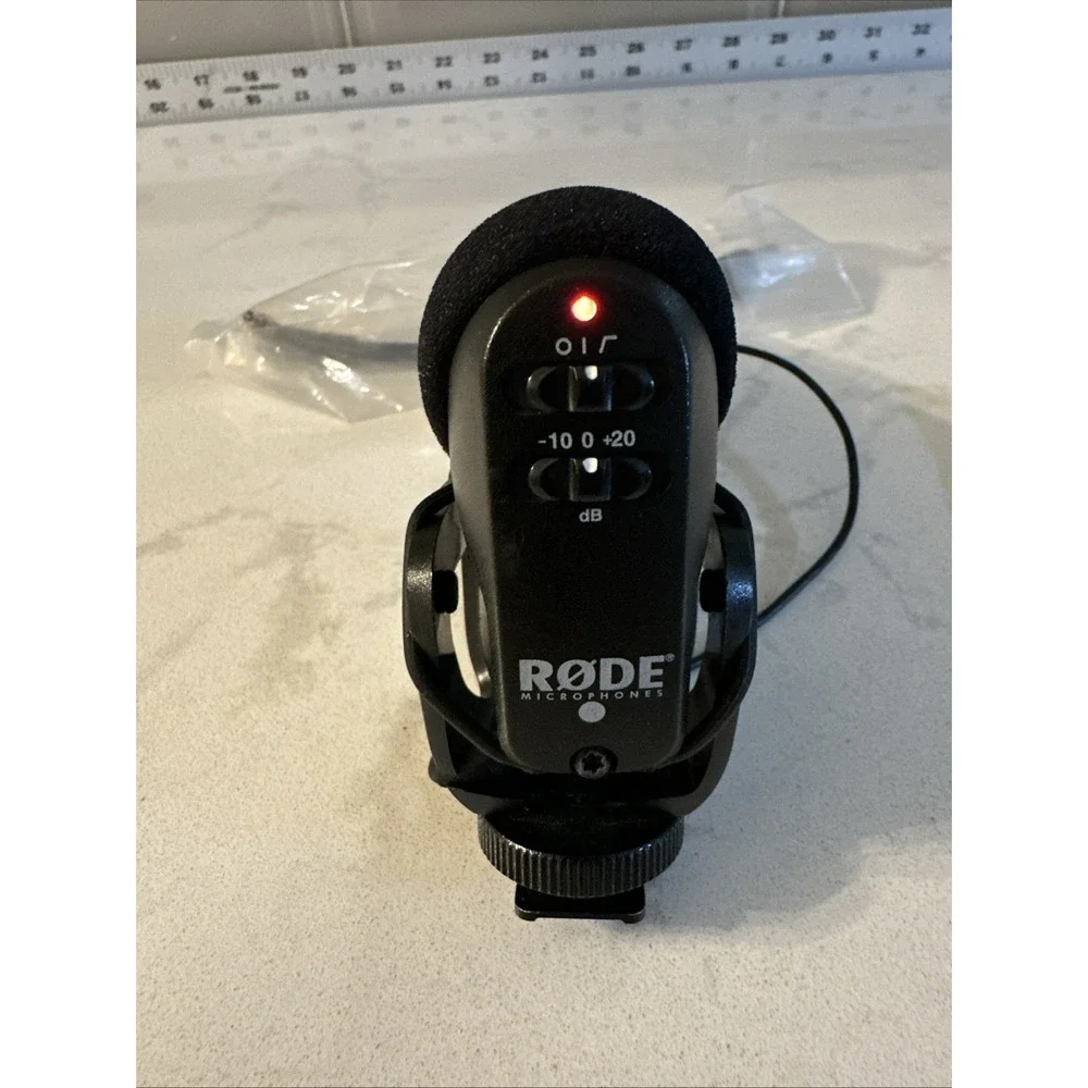 RODE MICROPHONES VIDEOMIC PRO Shotgun Condenser Microphone Camera Mo S/N 0107680